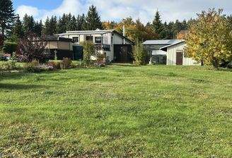 Blick in das Grundstück