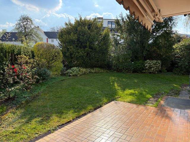 Witten-Bommern: 3,5 Zimmer + 1 Zimmer im Souterrain mit insgesamt 140m², Terrasse und Garten - Photo 1
