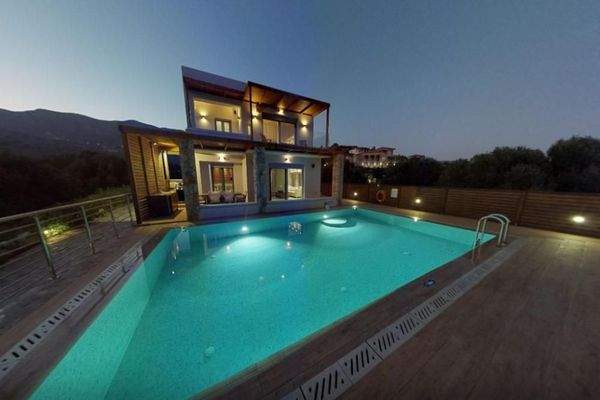 Kreta, Tsifliki: Umweltfreundliche Villa mit Pool, Garten und Whirlpool bei Elounda zu verkaufen