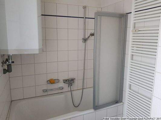 Badezimmer-Wanne