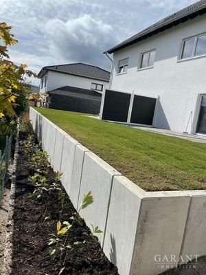 Gartenanlage hinten