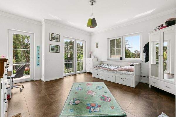 Schlafzimmer 2 mit Balkon