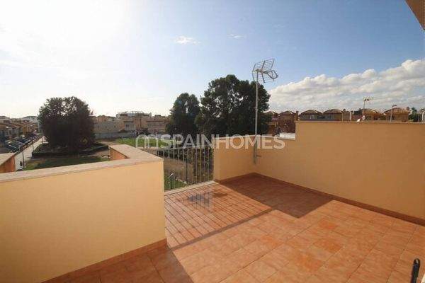 Townhouse with Garden near the Beach in El Mojón Murcia