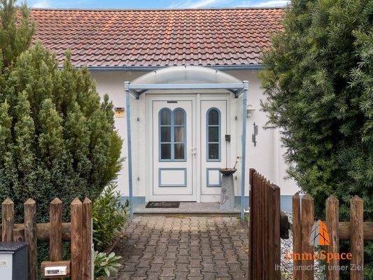 Gepflegter Eingangsbereich