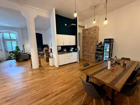 *Altbau Regelgeschoss