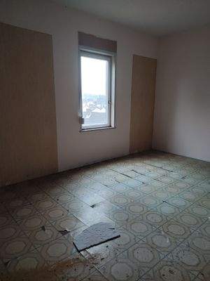 Schlafzimmer OG links
