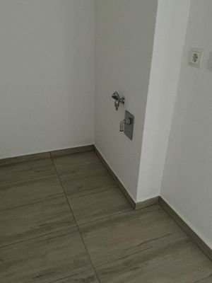 Waschmaschinenanschluss im Abstellzimmer