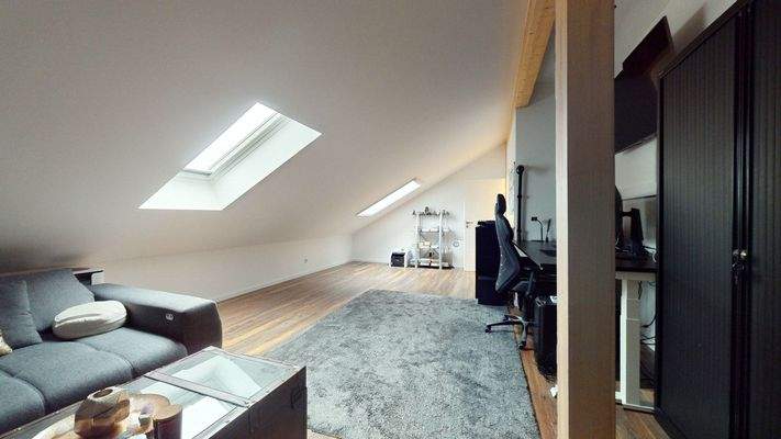 Mehrzweckraum Dachgeschoss