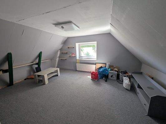 Großes Schlafzimmer Einliegerwohnung