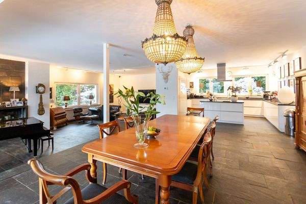 Essbereich mit Küche