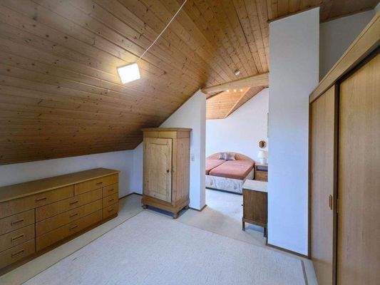 OG - Schlafzimmer.jpg