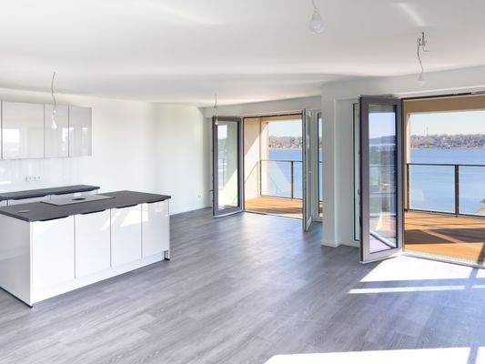 Esszimmer mit Loggia