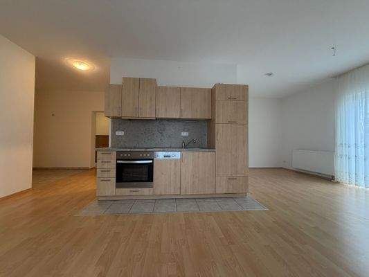 Wohnbereich mit Küche - rechte Haushälfte