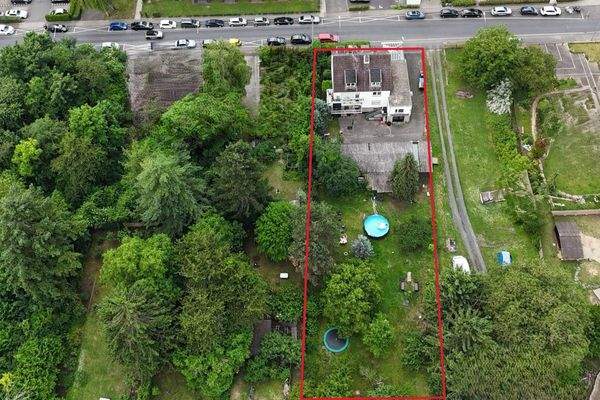 Ansicht Gebäude Rückseite oben