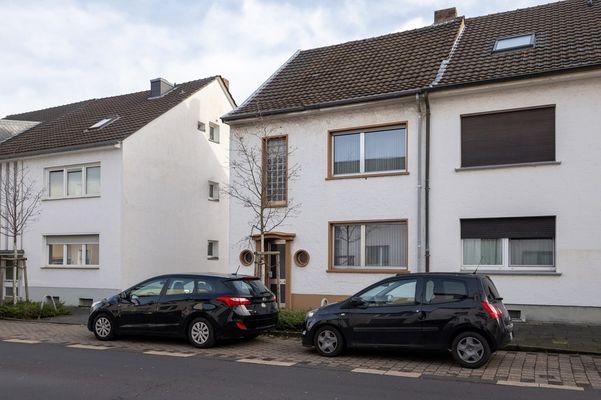 Straßenansicht