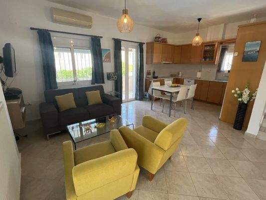 Kreta, Almyrida: Schönes 2-stöckiges Haus zum Verkauf in Almyrida