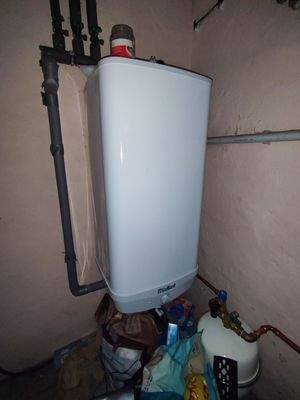 Keller-Warmwasser-Aufbereitung