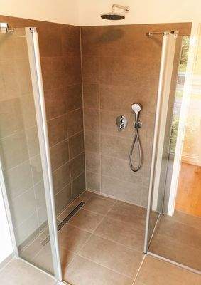 Ebenerdige Dusche