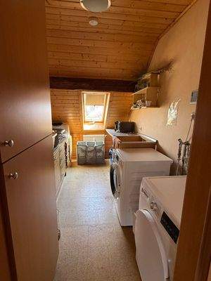 Hauswirtschaftsraum DG