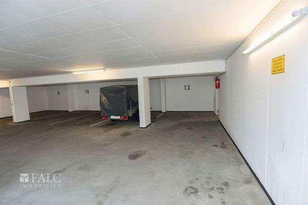 Tiefgarage - (KI generiert)