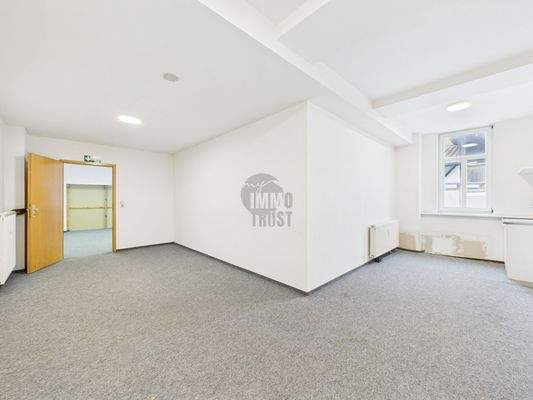 Gewerbe_Vorderhaus_1.OG_8