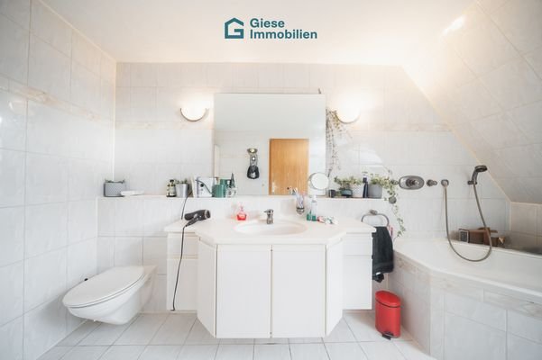 Badezimmer DG