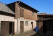 Innenhof mit Stallung