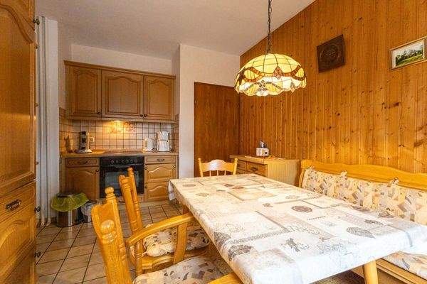 Küche- und Essbereich