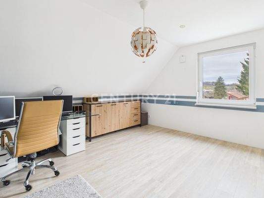 Großes Schlafzimmer