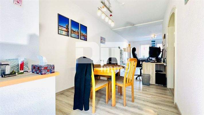 EG Hochparterre Wohnzimmer / Esszimmer offen