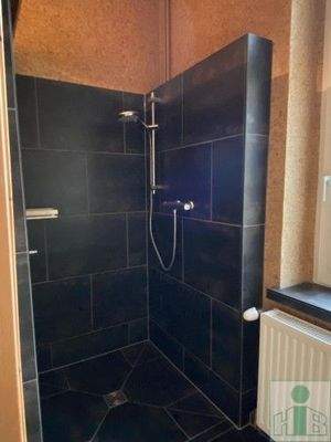 Dusche im Saunabereich