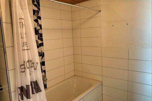 Wannenbad der Einliegerwohnung