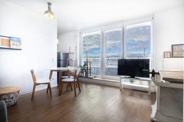 Wohnzimmer -/ Esszimmer 