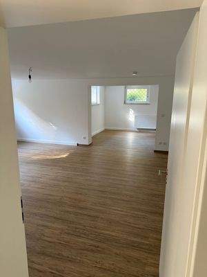 Zugang Wohn- / Arbeitszimmer