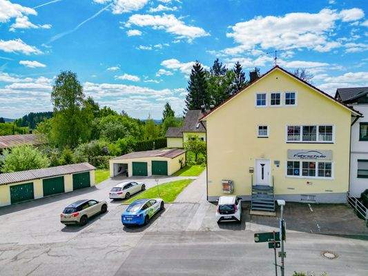 Nord-Ansicht incl. Garagen