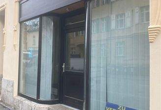 viel Platz für Ihre Werbung an der Schaufensterflä