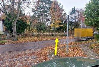 Straßenfront von Einmündung Steinkauzgasse