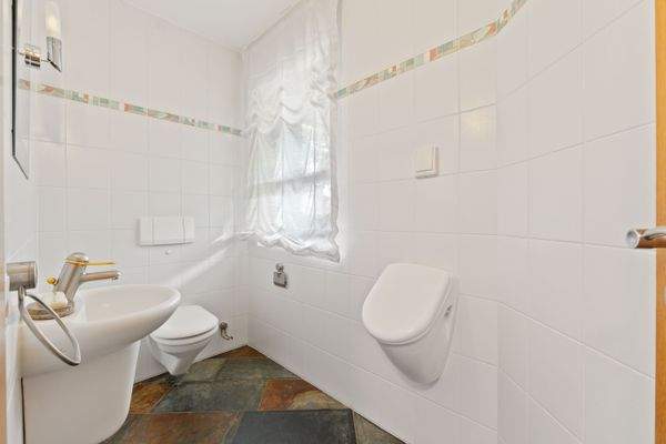 Gäste-WC - Patrick Pfeiffer Immobilien Straelen