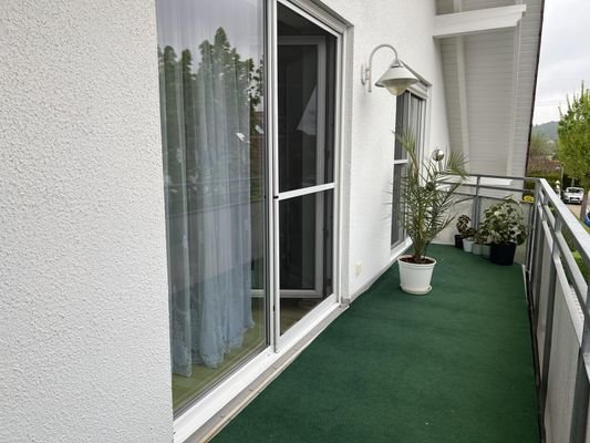 Balkon OG Bild 2