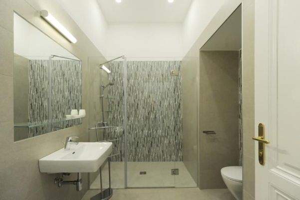 Badezimmer / bathroom