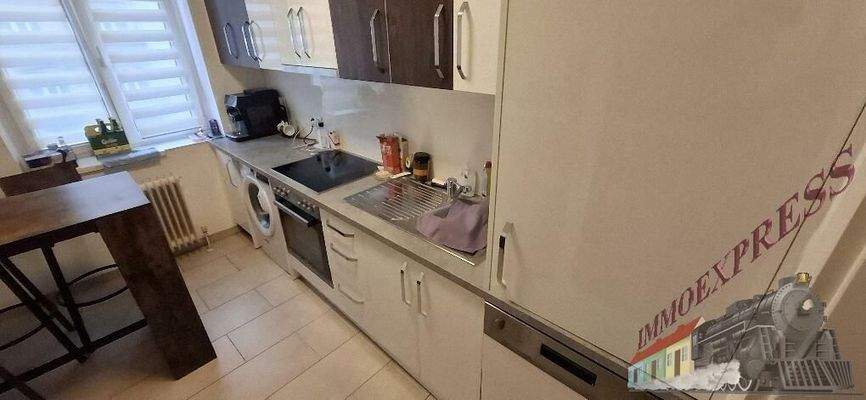 20251205_100235_resized