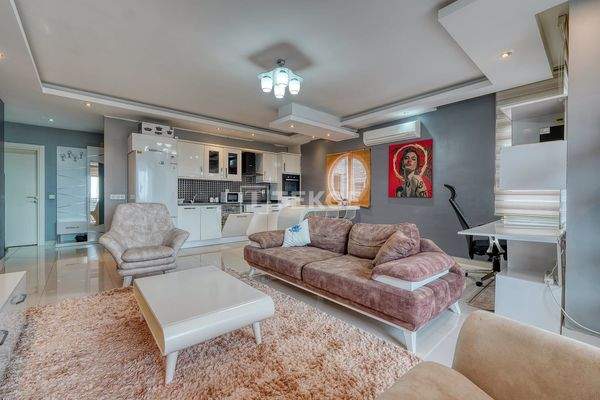 Elegant Seaside Flat in a Complex with Pool in Alanya Kestel