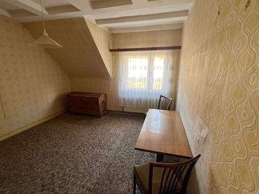 Sechstes Zimmer (DG)