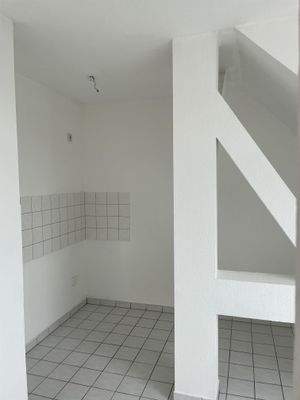 Küche mit Fliesenspiegel