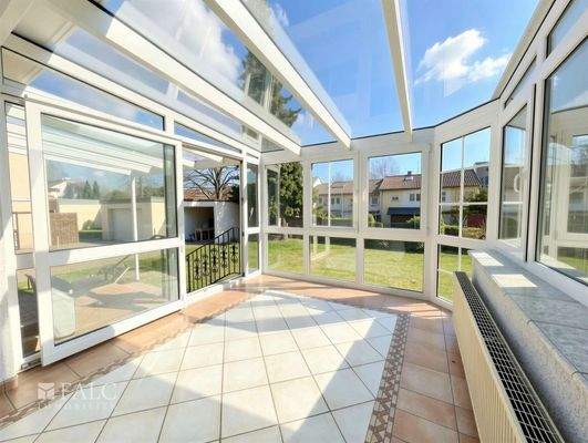 Wintergarten - (KI generiert)