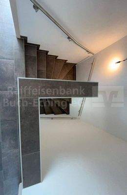 DG 1 Flur Treppenhaus.jpeg