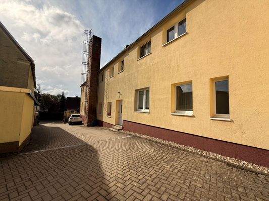 WhatsApp Image 2025-09-24 at 12.36.59 (3)