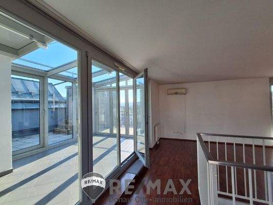 8 Klimatisiertes Obergeschoss 1210