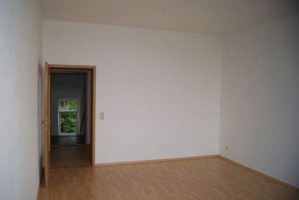 04 Wohn- Schlafzimmer