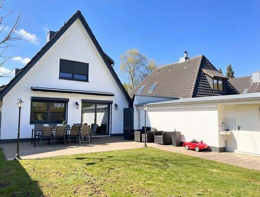 Hausansicht vom Garten